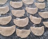 Foto del paso 5 de la receta: Empanaditas cubanas de guayaba 🥟🇨🇺