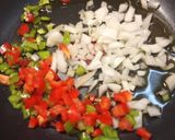 Foto del paso 3 de la receta Fideuá de pota y mejillones