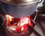 Hình bước làm 3 của món Gà nổ muối