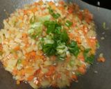 Foto langkah ke 5 dari resep Rogout sayur (isi Risol/Pastel).