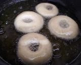 A picture of step 9 of Doughnuts.