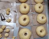 Foto langkah ke 11 dari resep Donat Pisang Frozen Empuk & Lembut.