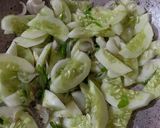 Gambar langkah 2 resipi Timun Masak Ikan Sardin.