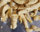 વણેલા ગાંઠીયા(Vanela ganthiya recipe in Gujarati) રેસીપી સ્ટેપ3ફોટો
