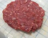 Foto del paso 1 de la receta: Hamburguesa con tocineta