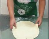 Foto langkah ke 6 dari resep THIN CRUST PIZZA🍕.