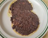 Foto del paso 2 de la receta: Huevos fritos con frijoles y salsa bandera