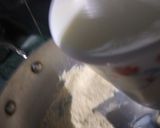 A picture of step 2 of SemolinaSweets.