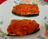 Foto del paso 8 de la receta: Calabacín relleno de Frankfurts