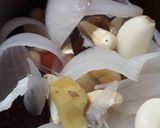 A picture of step 3 of Egg gravy.