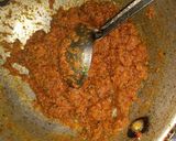 A picture of step 5 of Pav bhaji.