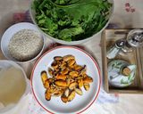 Foto del passaggio 3 della ricetta Risotto con cime di rapa e cozze