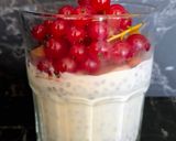 Foto del paso 4 de la receta: Chía pudding de grosellas rojas con yogur griego orgánico y base de frutos secos (saga Islandia) 🇮🇸