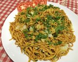 Foto langkah ke 6 dari resep Mie goreng jawa.