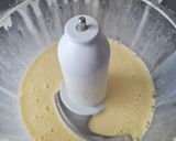 A picture of step 2 of Dairy-free Hollandaise Sauce.