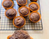 Foto del paso 5 de la receta: Magdalenas de chocolate 🧁 Muffins de cacao amargo y vainilla 🧁Panquecitos sin balanza y muy fáciles