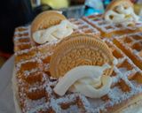 Pas rețetă Tort de gofre cu cremă de vanilie și oreo 10 fotografie