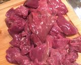 Csirkemáj baconben, hagymás vörösáfonya ágyon recept fázis 1 fotója