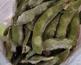 Foto del paso 1 de la receta: Edamame 🫛 snack saludable de soja fresca, soja verde 🗾 un básico en Japón 🇯🇵