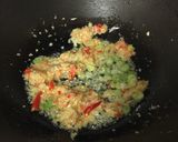 Foto langkah ke 2 dari resep Nasi Goreng Ayam.