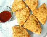 A picture of step 22 of Striped Veggie Samosa.