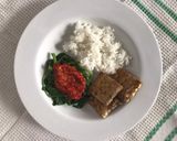 Foto langkah ke 2 dari resep Plecing Kangkung Khas Lombok.