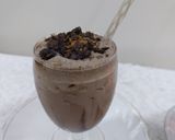 A picture of step 2 of Chocolate cold creamy coffee.