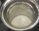 A picture of step 1 of Mango milkshake.