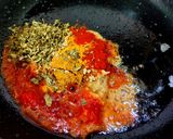 A picture of step 3 of Paneer Butter Masala with fresh cream.