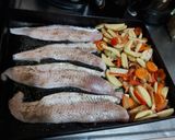 Foto del paso 1 de la receta: Merluza al horno con verduras