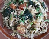 Foto del paso 9 de la receta: Tallarines de setas y castañas con setas y alga wakame