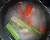 Foto del paso 1 de la receta Pastel de pollo con masa de hojaldre