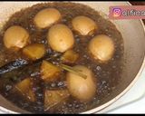 Foto langkah ke 4 dari resep SEMUR TELUR. TRIK MEREBUS TELUR.