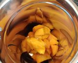 A picture of step 1 of Mango mousse.