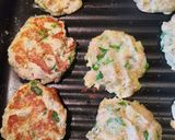 Foto del paso 6 de la receta: Tortas de papas con atún