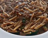 Foto del passaggio 4 della ricetta Spaghetti spezzati con lenticchie