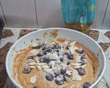 Foto del paso 5 de la receta: Budín integral de avena, arándanos y yogur sabor a duraznos con limón🍋🫐