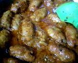 A picture of step 4 of Gola kabab salan.