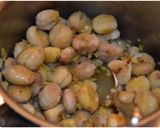 Foto del paso 2 de la receta: Bacalao confitado sobre puré de castañas y setas