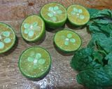 Hình bước làm 1 của món Detox dứa tắc