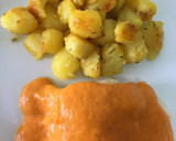 Foto del paso 6 de la receta: Bacalao o merluza en crema de pimientos con patatas a mi manera