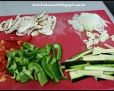 Foto del paso 2 de la receta: Salteado de cerdo con verduras en wok