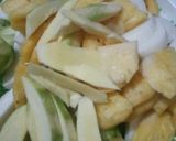 Foto langkah ke 1 dari resep Asinan Buah.