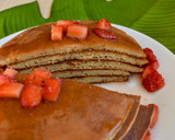 Foto del paso 9 de la receta: Desayuno saludable para dieta de tortitas de plátano con fresas