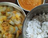A picture of step 2 of Shorshe Chingri.