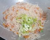 Foto langkah ke 5 dari resep Martabak Bihun Telur Surabaya.