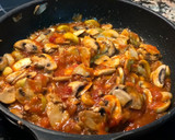 Foto del paso 2 de la receta: Cazuela de champiñones y huevo
