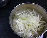 A picture of step 1 of Healthy Green papaya salad.