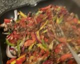 A picture of step 5 of Shrimp, pasta & veg stirfry.