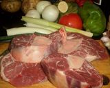Foto del paso 1 de la receta: Ossobuco braseado con puré de papas